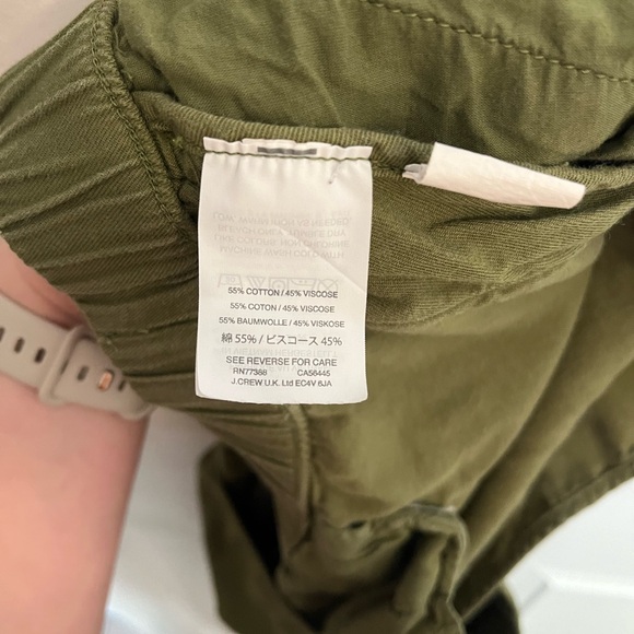 Madewell olive green shorts - Picture 2 of 3
